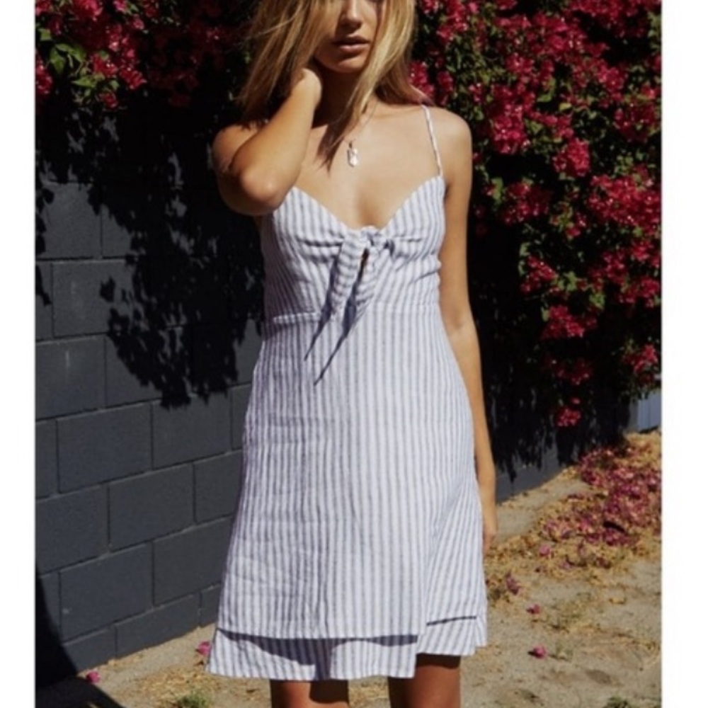 Rails “august” tie front dress size small